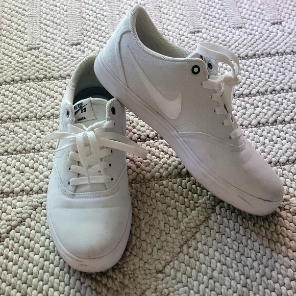 Nike Classic White Canvas Sneakers - Picture 1 of 5